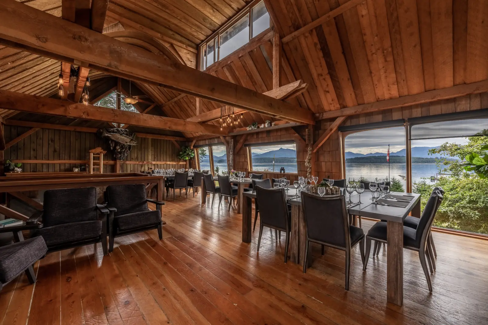 The oceanview dining room